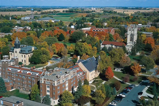 univerzita v Carletonu